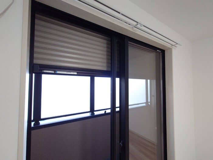 物件内観写真15　(室内からの展望)