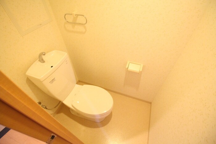 物件内観写真11　(トイレ)