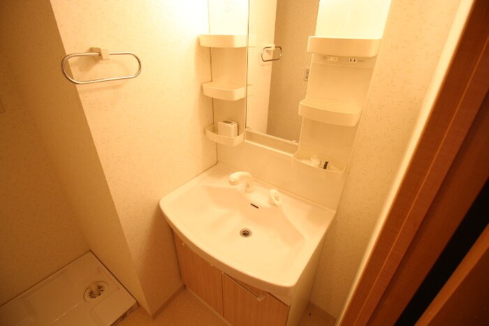 物件内観写真12　(洗面)