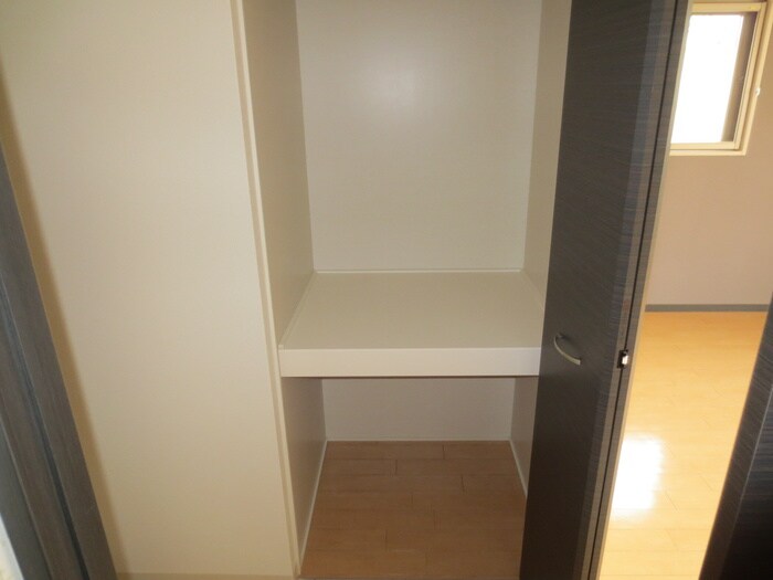 物件内観写真14　(収納)