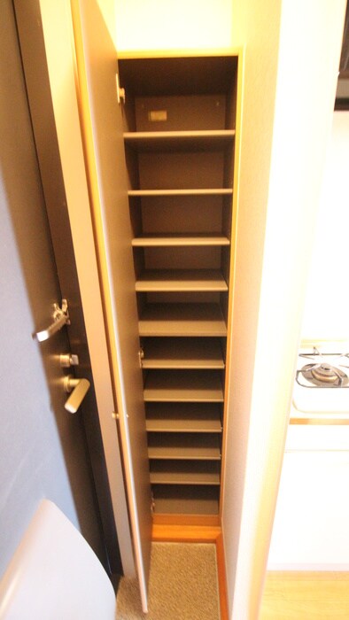 物件内観写真14　(靴箱)