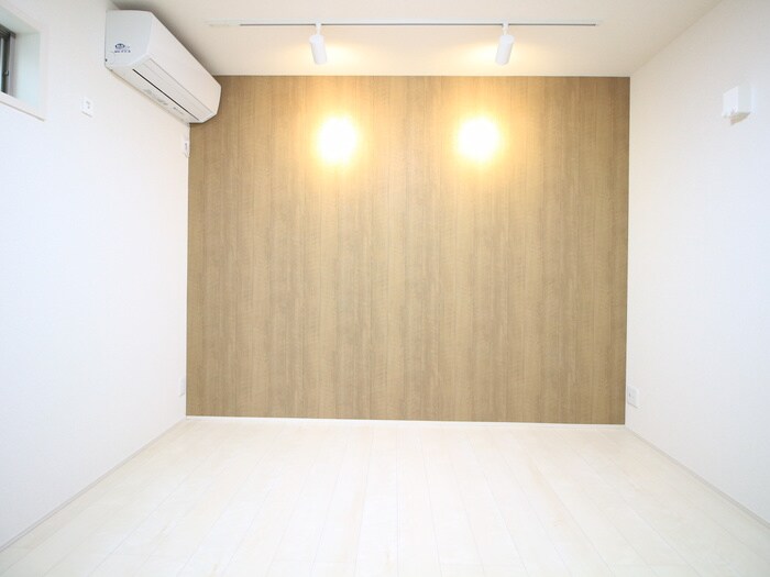 物件内観写真13　(居室)