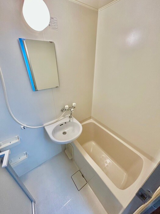 物件内観写真9　(バス／シャワールーム等)