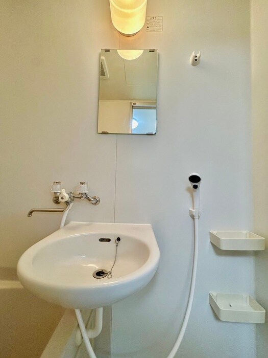 物件内観写真9　(洗面)