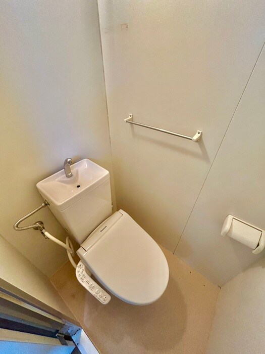 物件内観写真10　(トイレ)