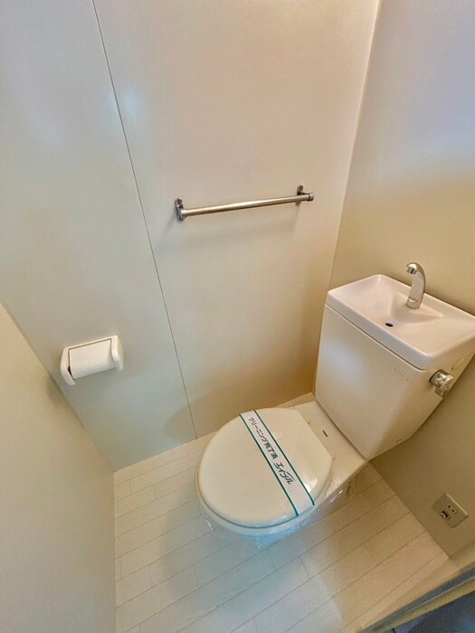 物件内観写真10　(トイレ)