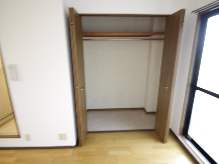 物件内観写真11　(収納)
