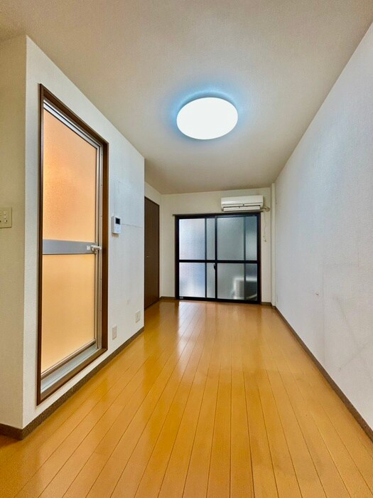 物件内観写真15　(居室)