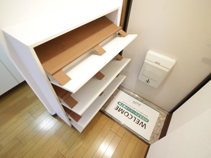 物件内観写真16　(靴箱)