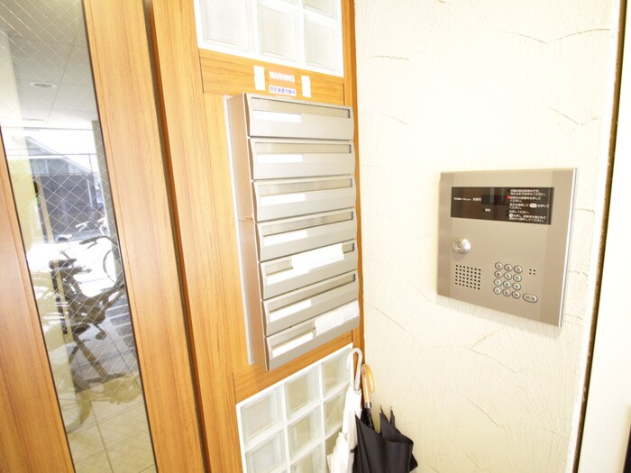 物件外観写真6　(建物設備)