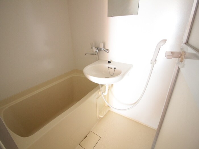 物件内観写真10　(バス／シャワールーム等)