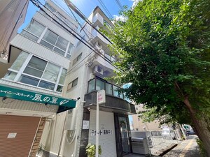 ５５５ビル外観写真