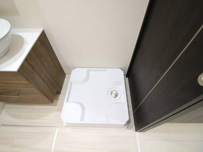 物件内観写真21　(洗濯機置場)