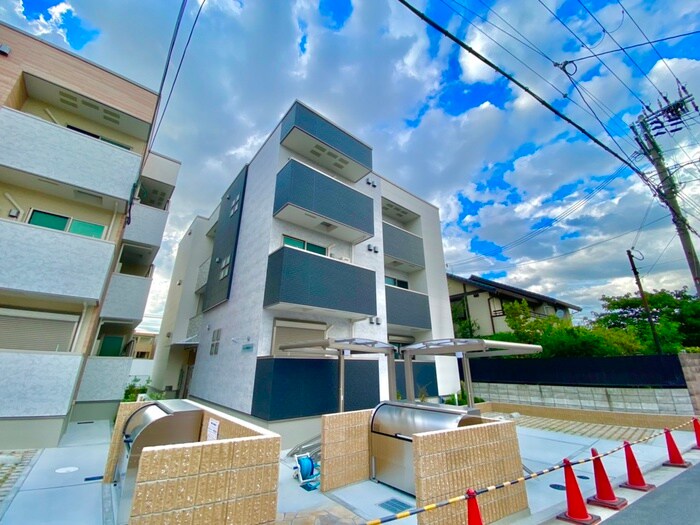 物件外観写真1　(外観写真)