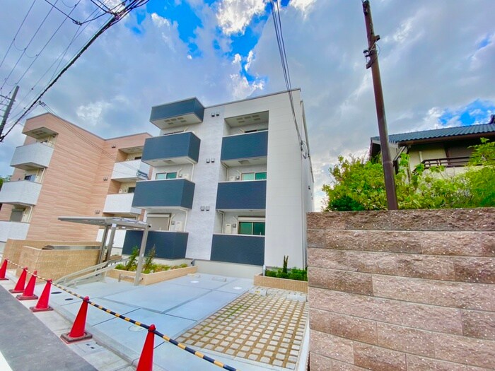 物件外観写真2　(外観写真)