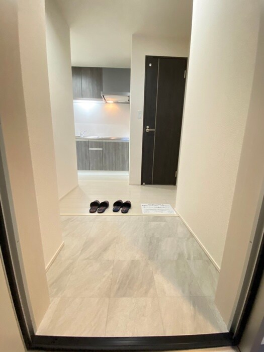 物件内観写真14　(玄関)