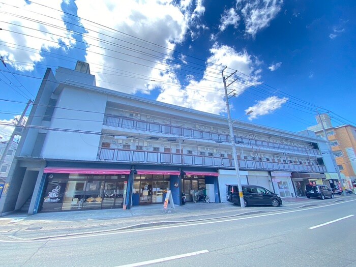 物件外観写真6　(外観写真)