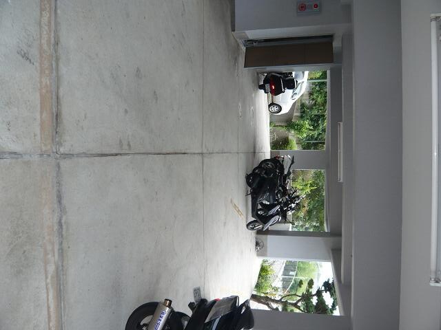 物件外観写真5　(駐輪場)