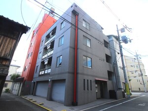 ダスハウゼＹＯＳＨＩＤＡ外観写真