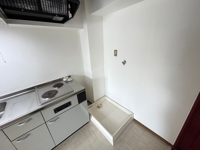 物件内観写真13　(洗濯機置場)