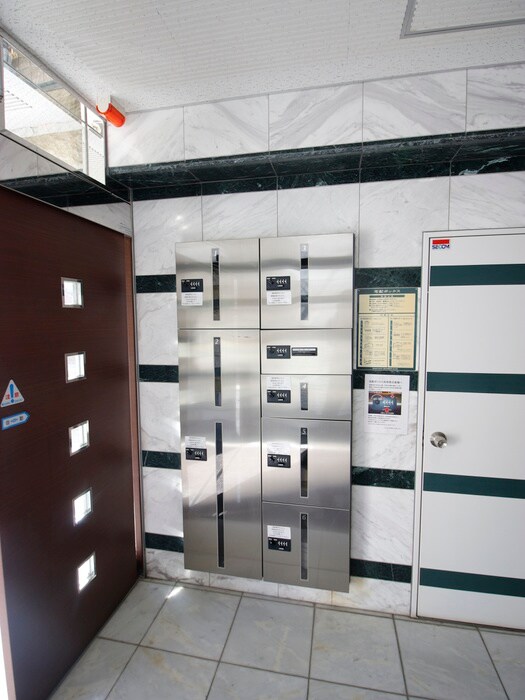 物件外観写真4　(建物設備)