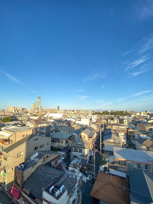 物件内観写真16　(室内からの展望)