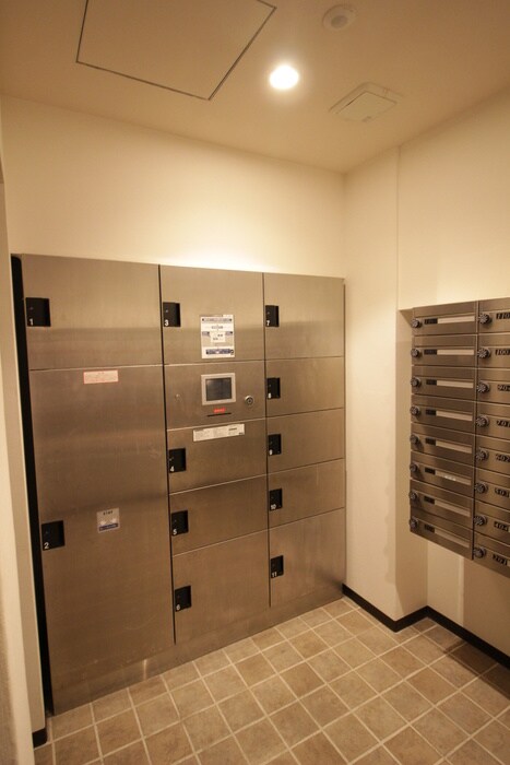 物件外観写真4　(建物設備)