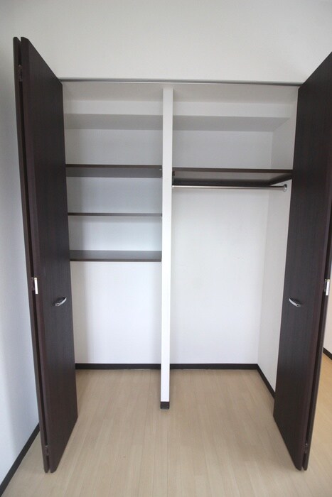 物件内観写真14　(収納)