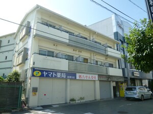 ファースト東中島外観写真