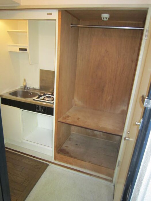 物件内観写真12　(収納)