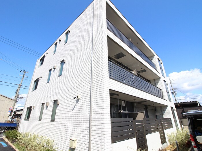 物件外観写真3　(外観写真)