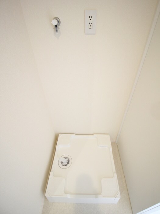 物件内観写真20　(洗濯機置場)