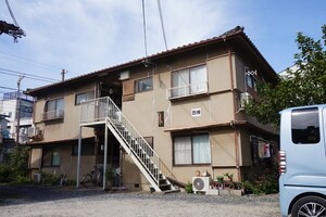 楠荘　西棟外観写真