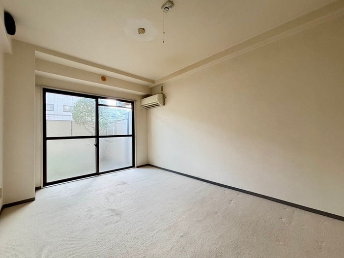 物件内観写真6　(居室)