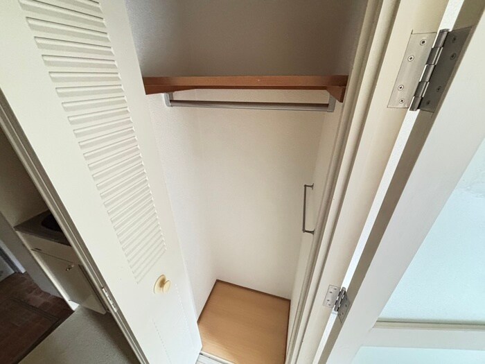 物件内観写真10　(収納)