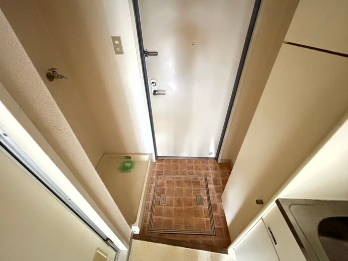物件内観写真19　(玄関)