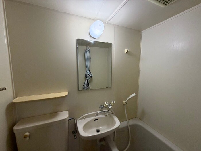 物件内観写真11　(洗面)