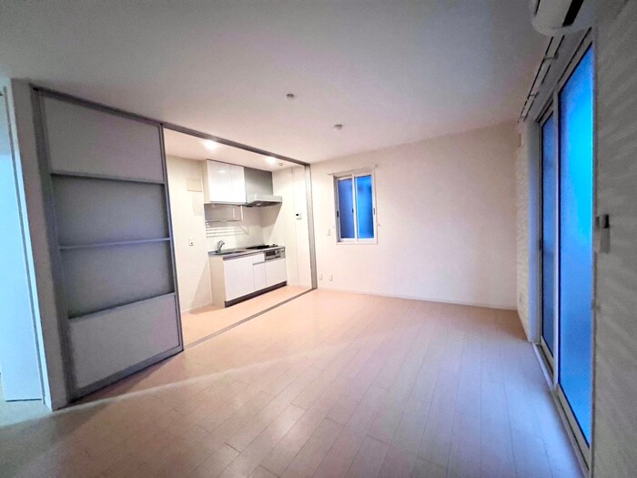 物件内観写真5　(居室)