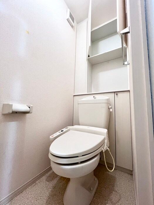 物件内観写真13　(トイレ)