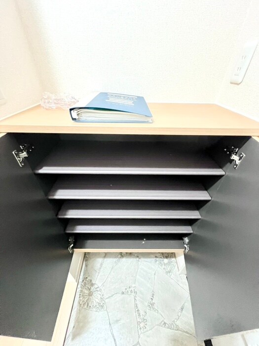 物件内観写真15　(靴箱)