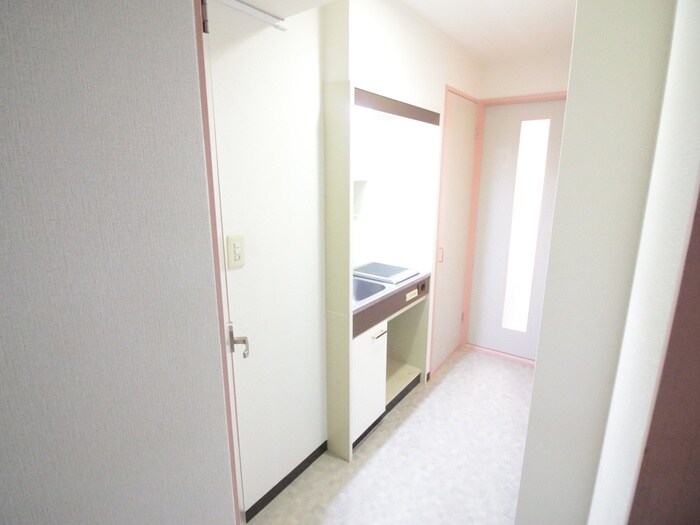 物件内観写真15　(廊下)