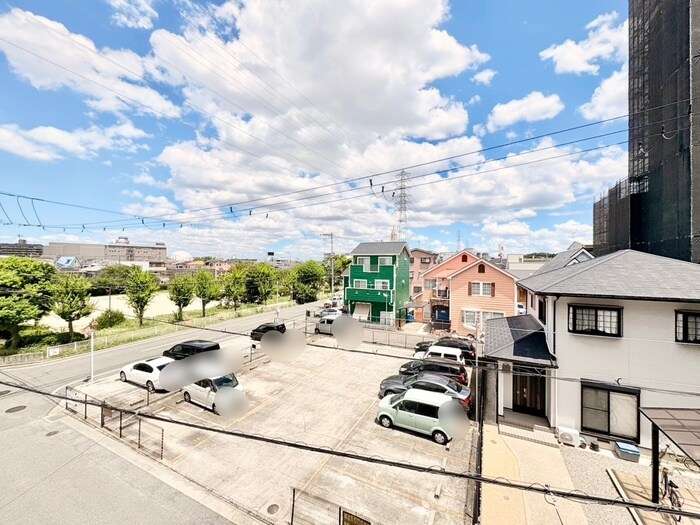 物件内観写真22　(室内からの展望)