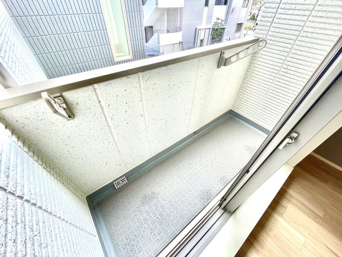 物件内観写真18　(ベランダ・バルコニー)