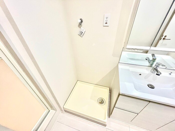 物件内観写真19　(洗濯機置場)