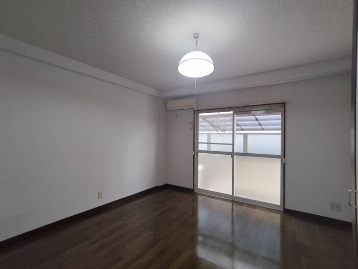 物件内観写真21　(居室)