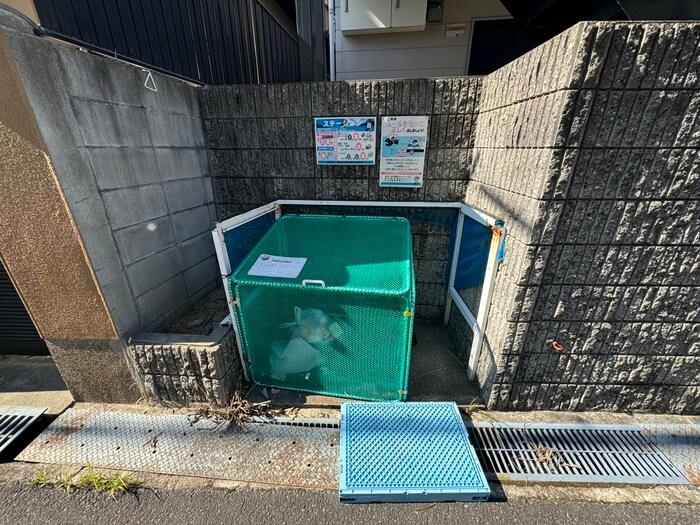 物件外観写真4　(建物設備)