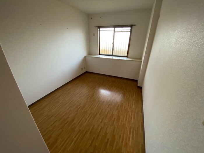 物件内観写真10　(居室)