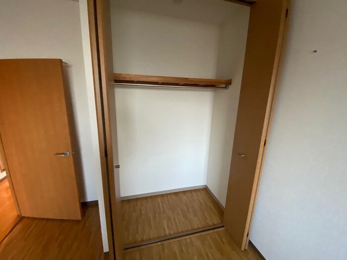 物件内観写真11　(収納)