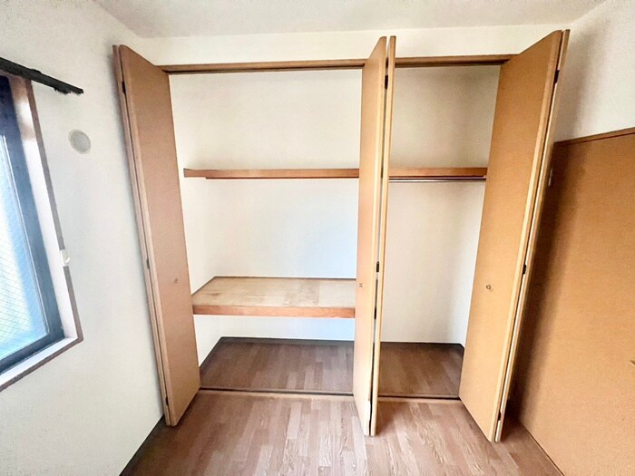 物件内観写真16　(収納)