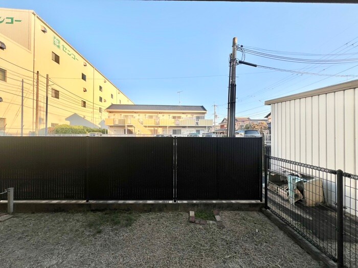 物件内観写真19　(室内からの展望)